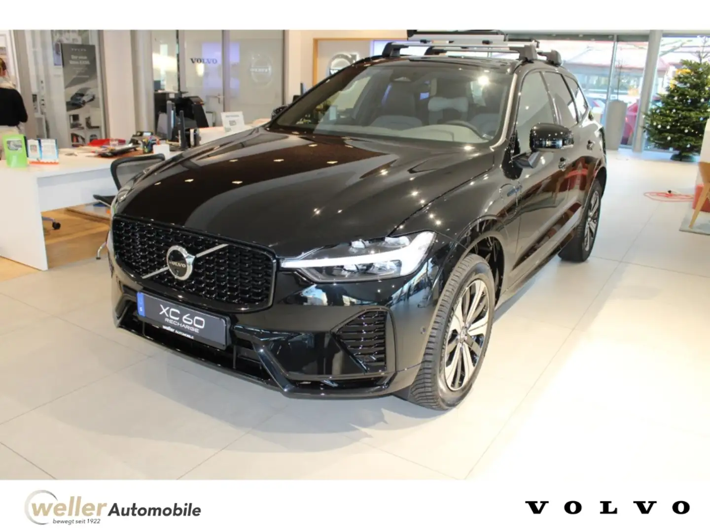 Volvo XC60 T6 Recharge Plus Dark AWD Panoramadach 360Grad-Kam Schwarz - 1