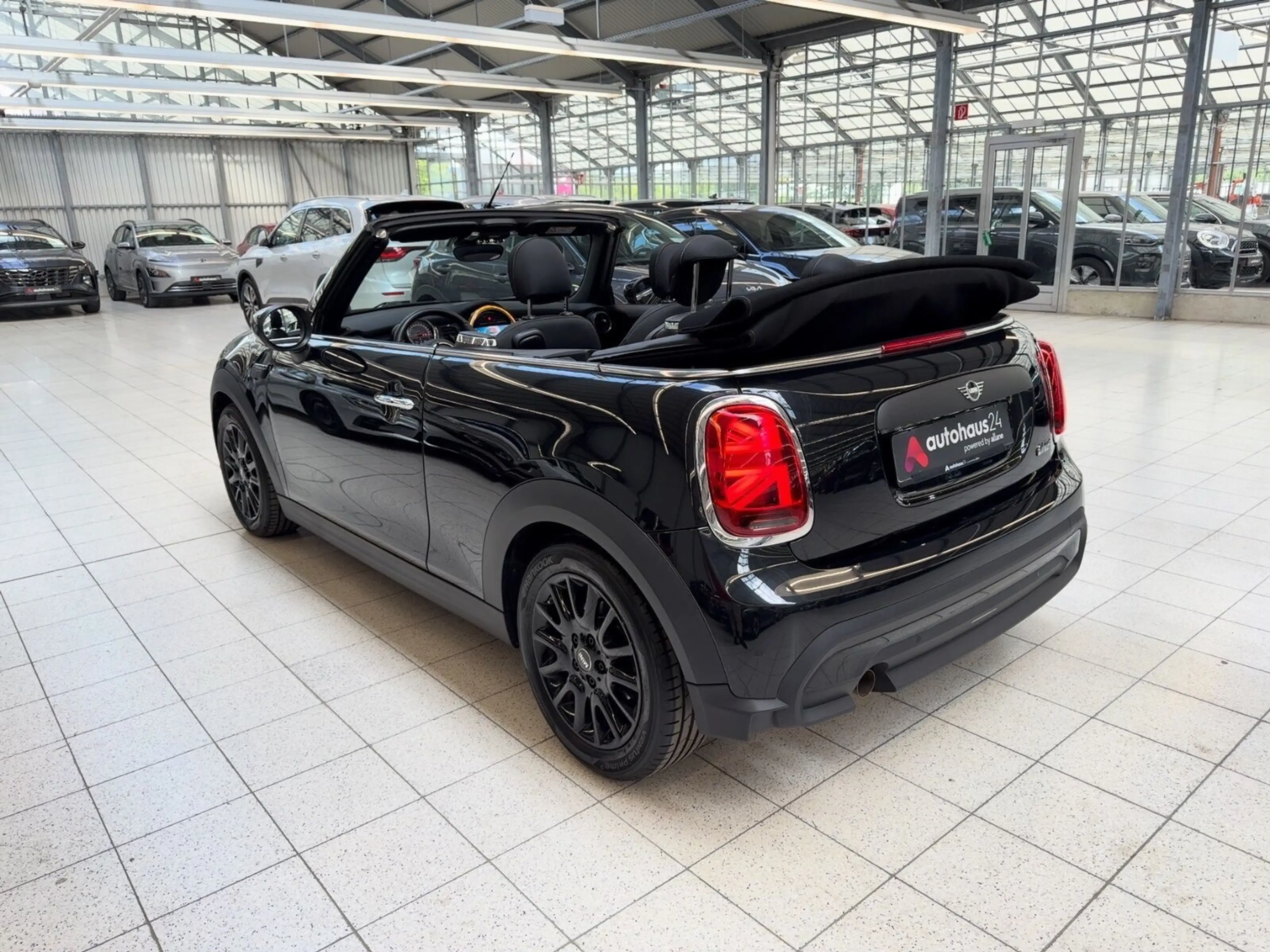 MINI One Cabrio Essential Trim LED|Sitzhzg|Tempomat — photo 9