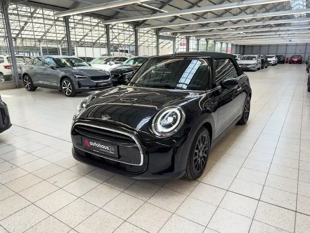 Mini One view 3