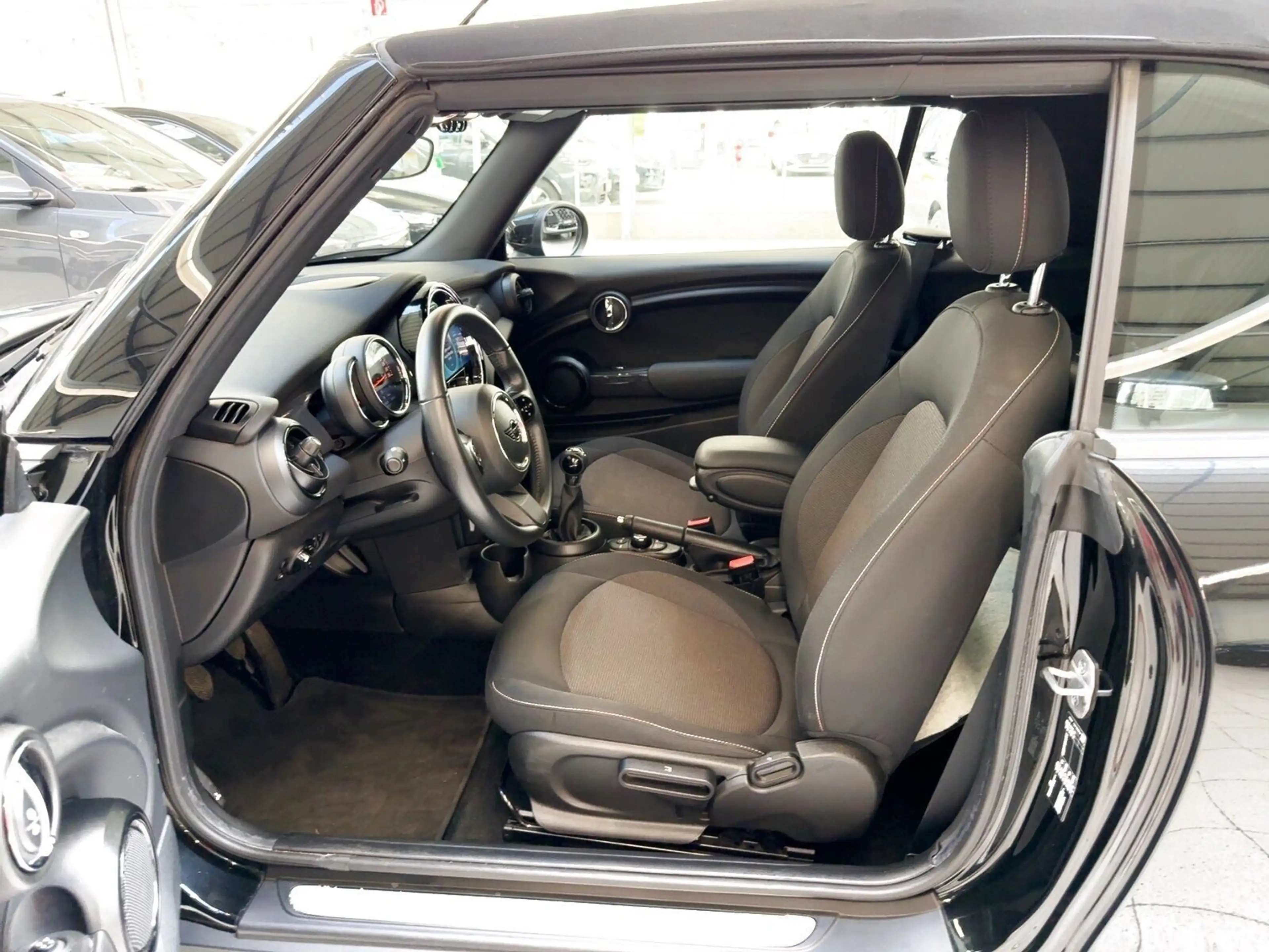 MINI One Cabrio Essential Trim LED|Sitzhzg|Tempomat — photo 12