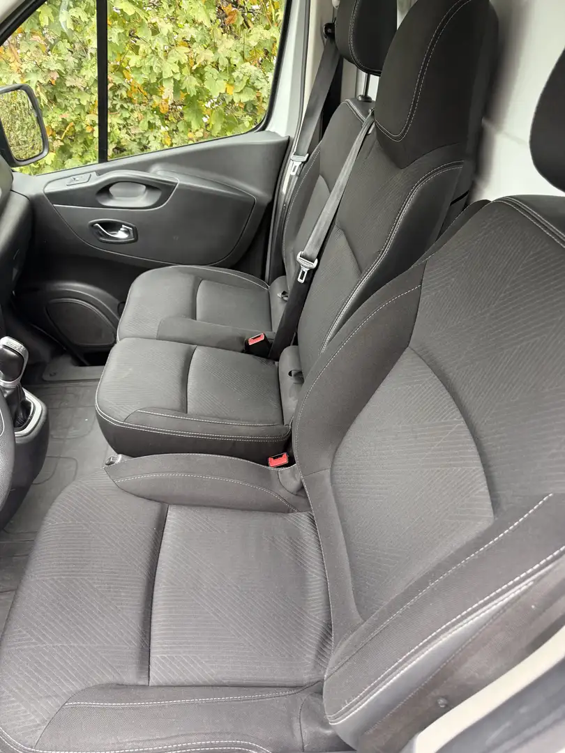 Renault Trafic boîte Automatique Blanc - 1