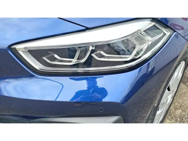 BMW 1 Series view 17