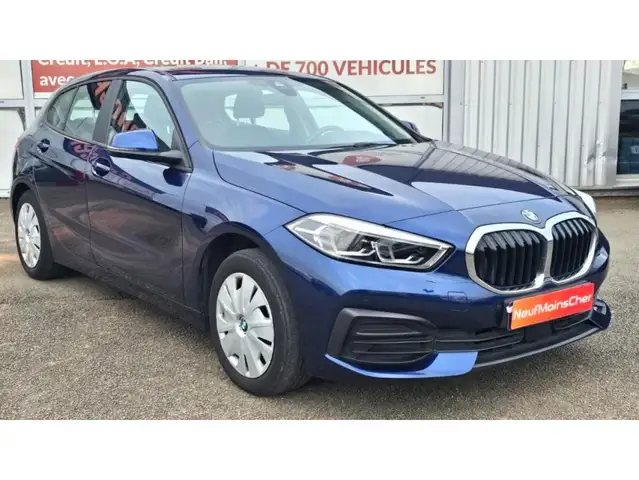 BMW 1 Series view 18