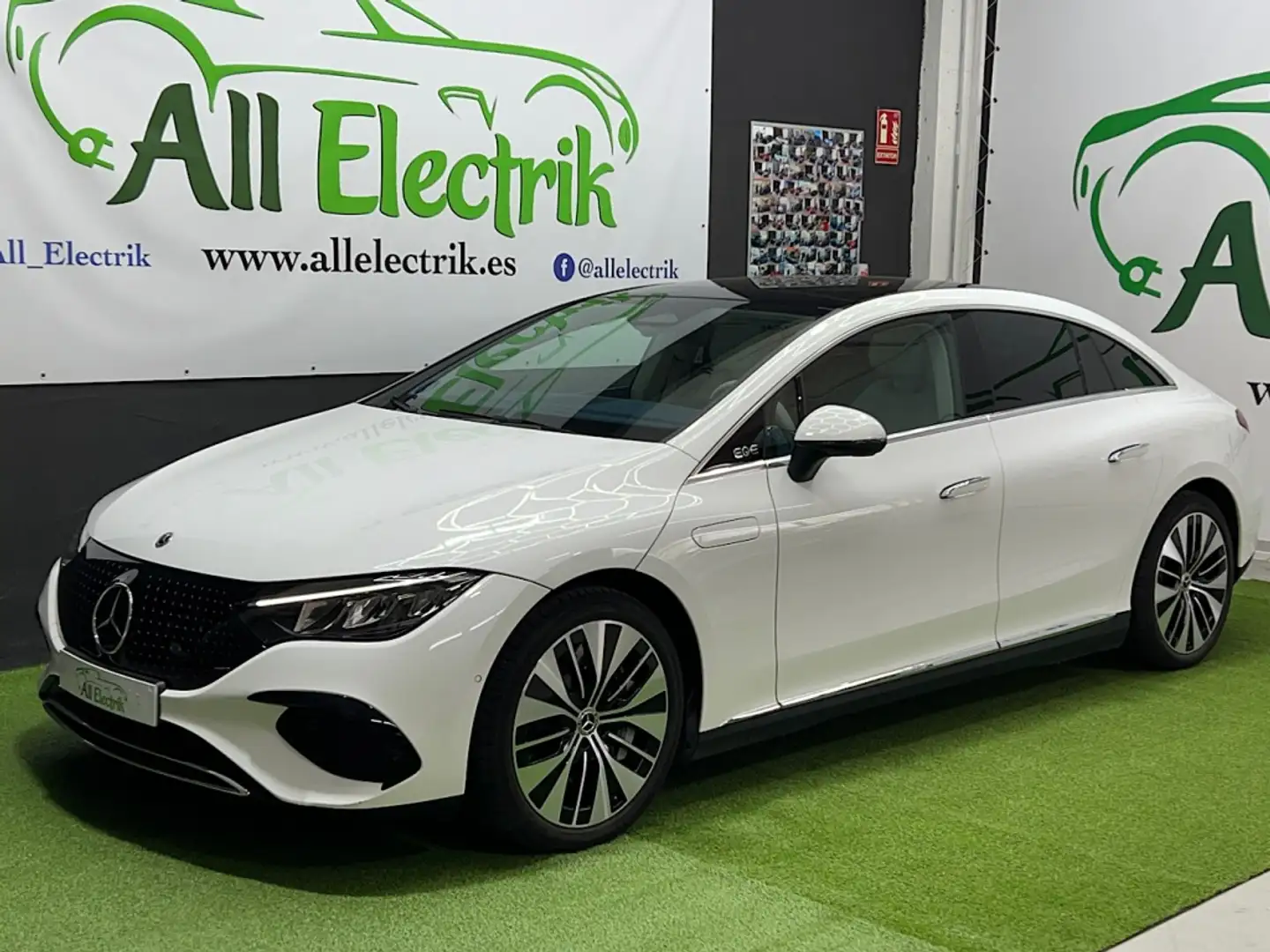 Mercedes-Benz EQE 300 Edition Fehér - 1