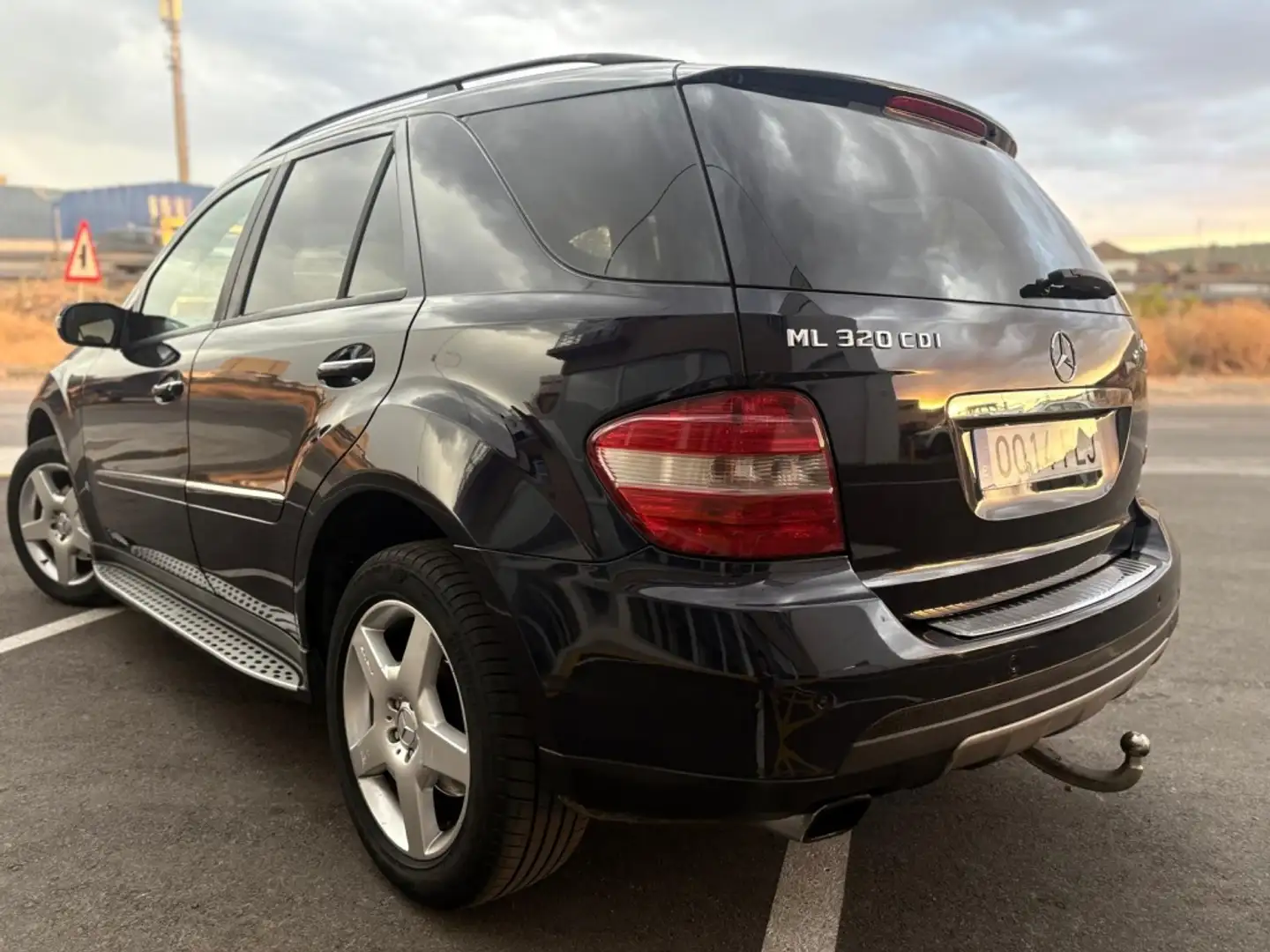 Mercedes-Benz ML 320 320CDI Aut. Negro - 2