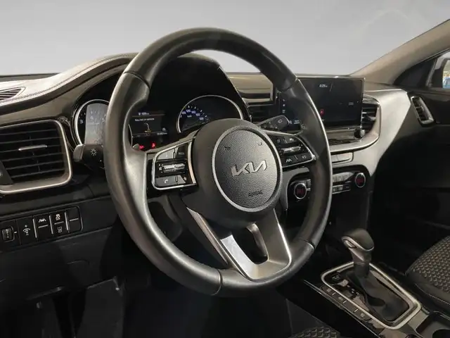 Kia Ceed view 8