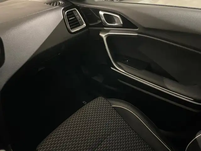 Kia Ceed view 9