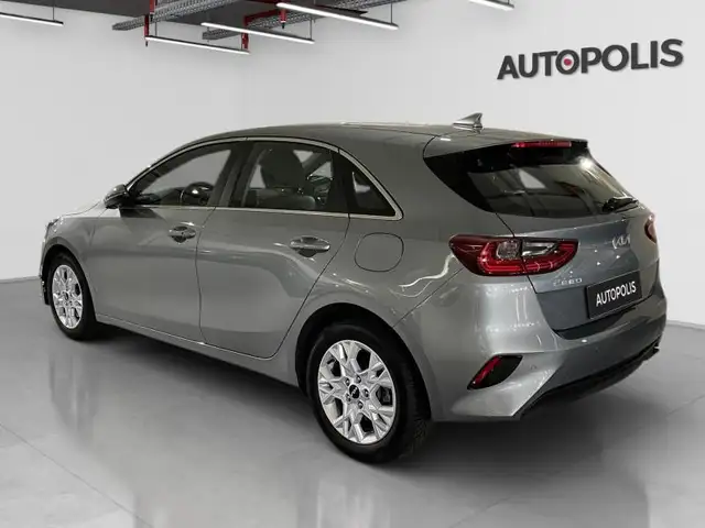 Kia Ceed view 13