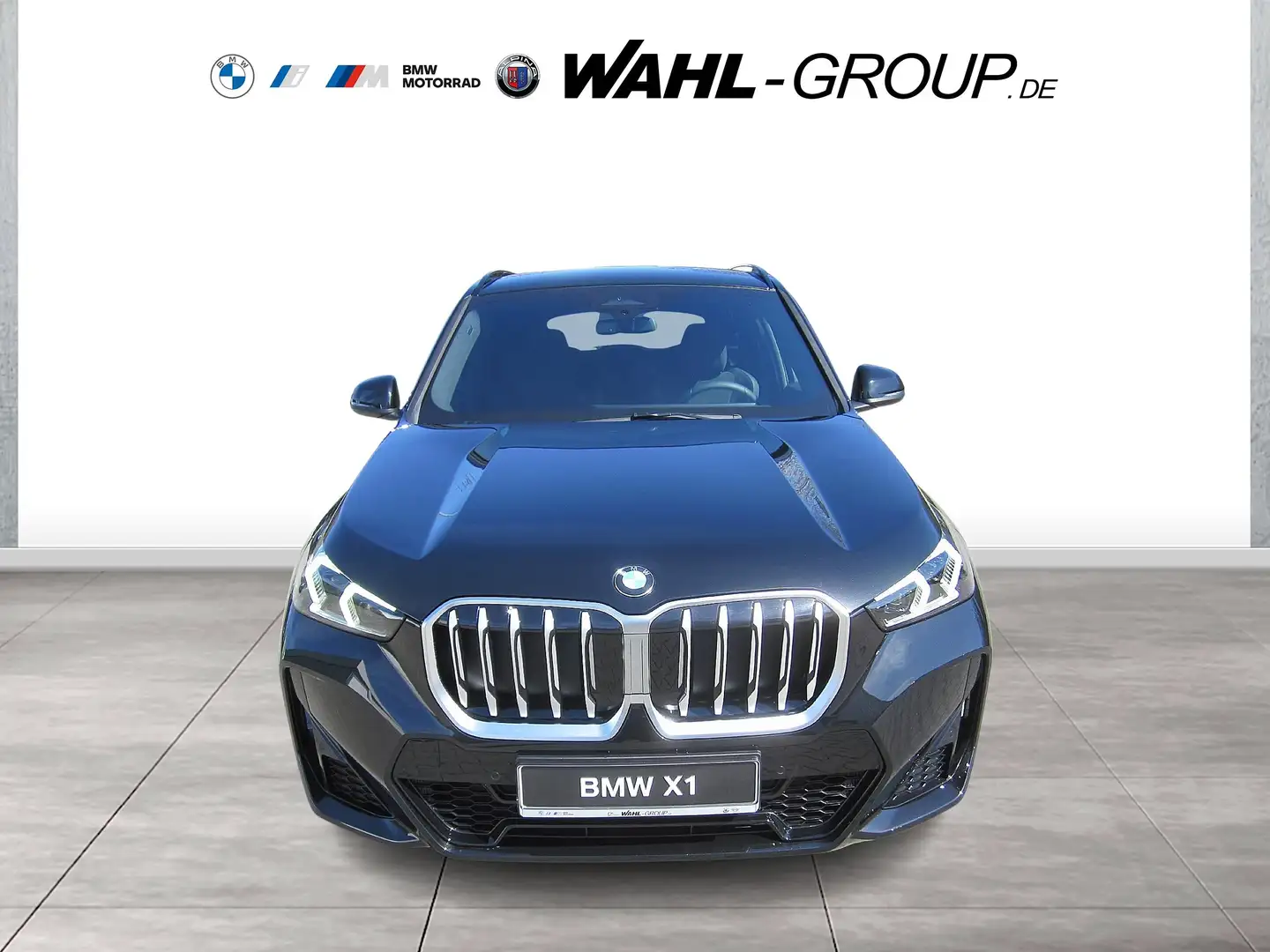 BMW X1 sDrive18i M Sport AHK Adapt LED Navi  Driving Assi Schwarz - 2