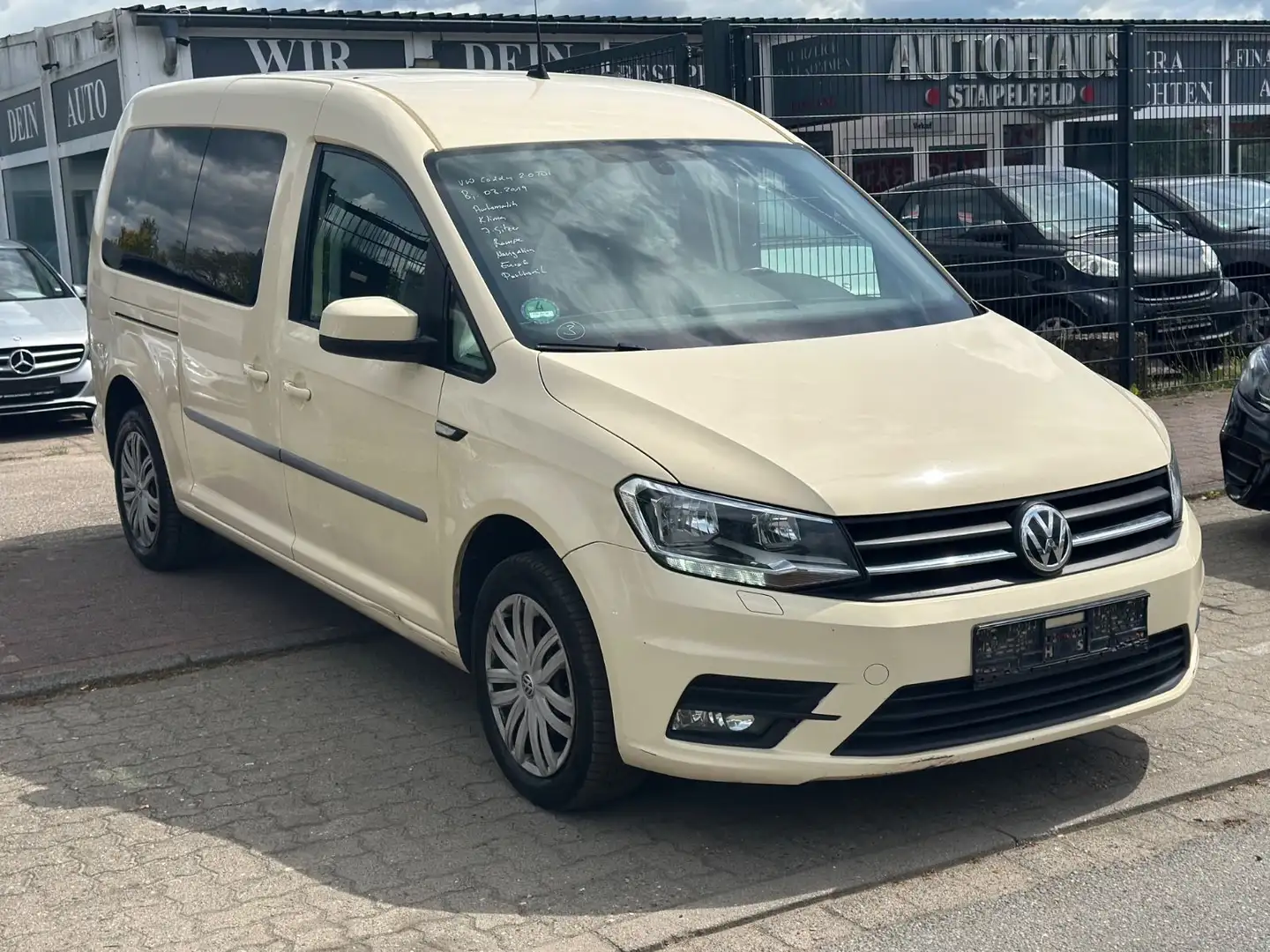 Volkswagen Caddy Maxi Aut*Rollstuhl*Rampe*7-Sitzer*PDC* Beige - 2