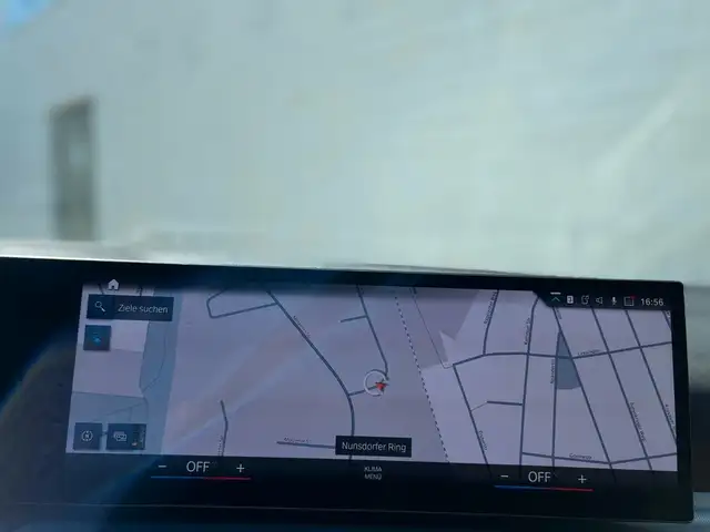BMW I4 view 21