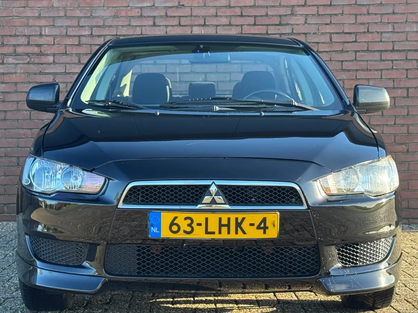 Mitsubishi Lancer Sports Sedan 1.5 | NL-AUTO! | DEALER OH! Schwarz - 2