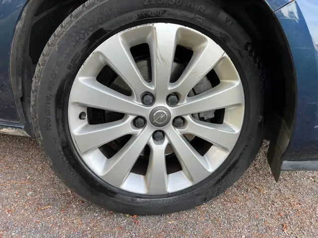 Opel Astra view 8