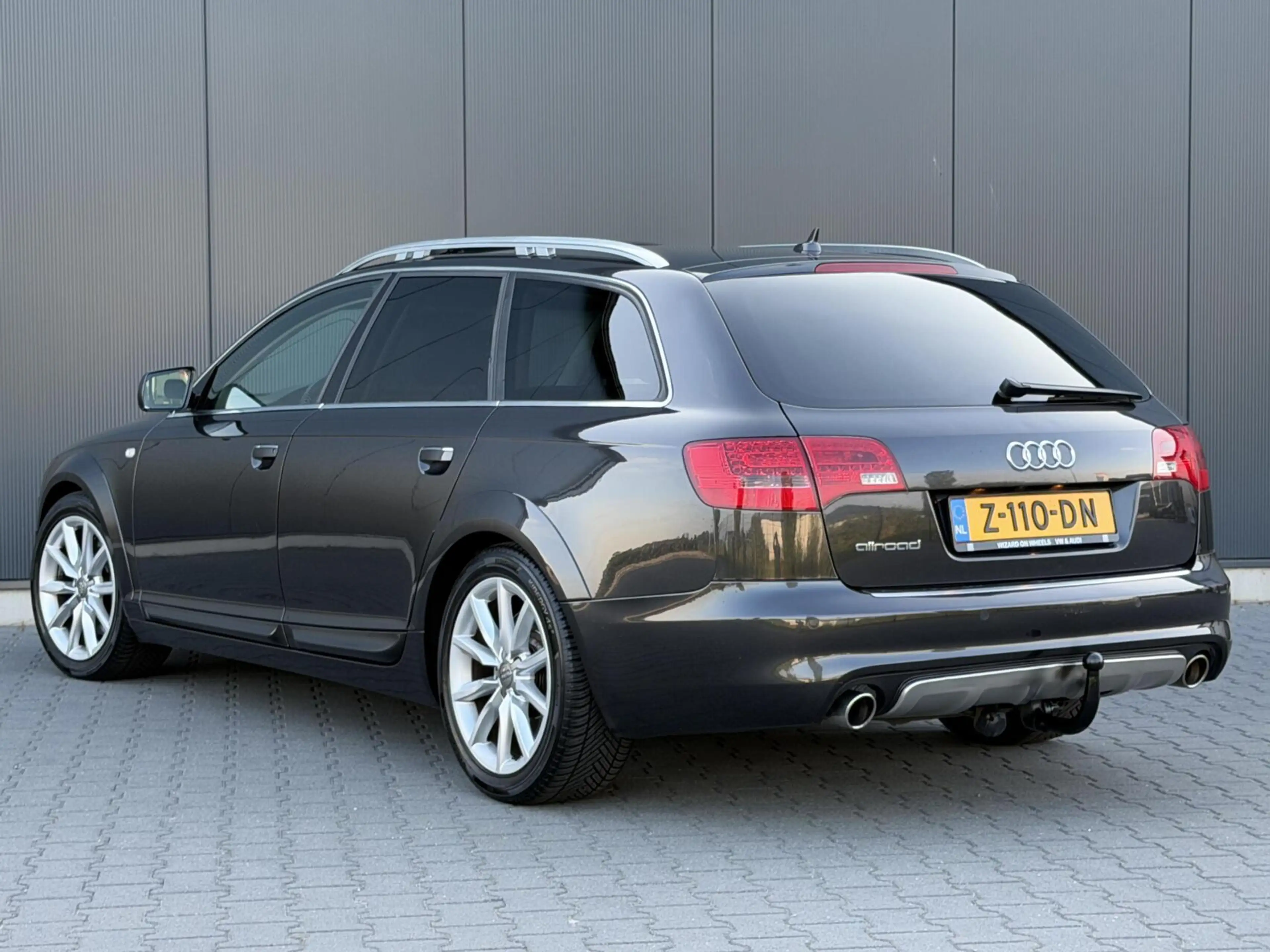 Audi A6 allroad quattro 4.2 FSI Pro Line — photo 3
