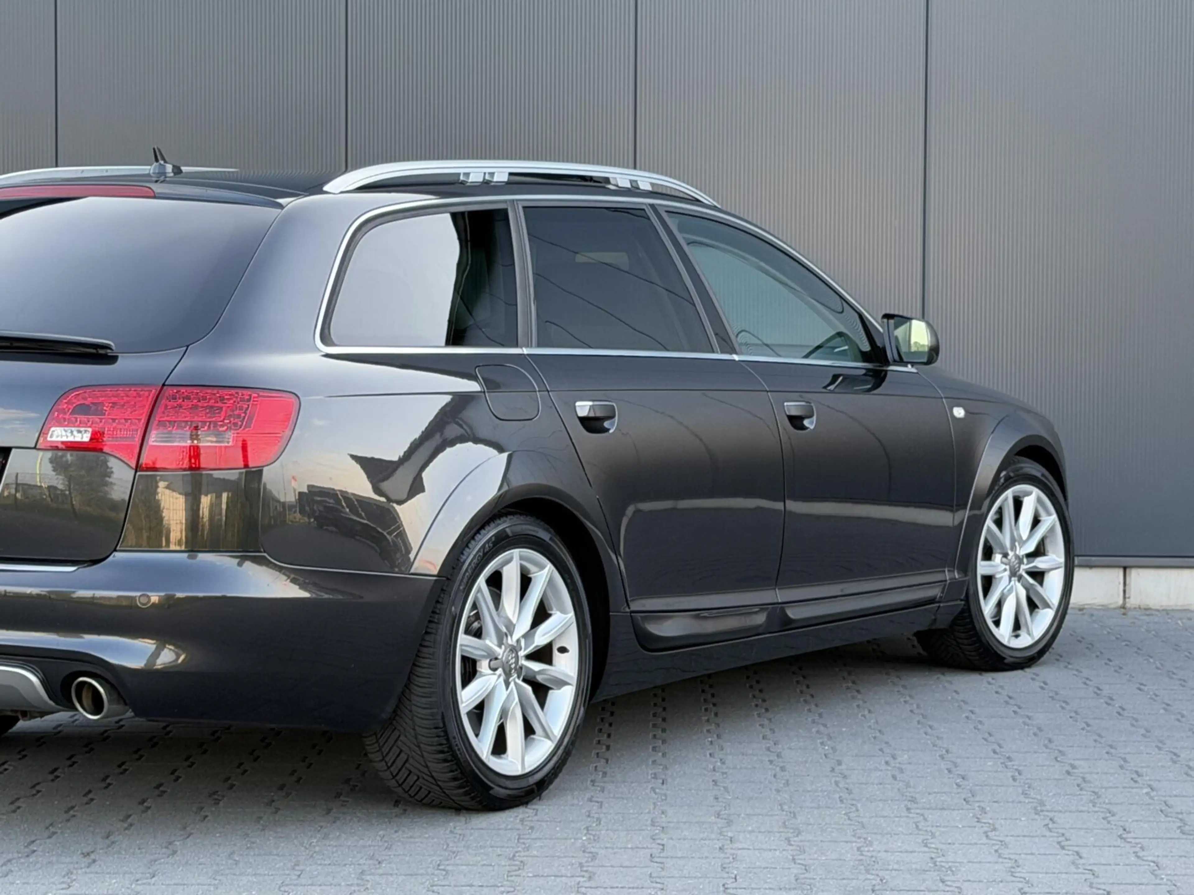 Audi A6 allroad quattro 4.2 FSI Pro Line — photo 5