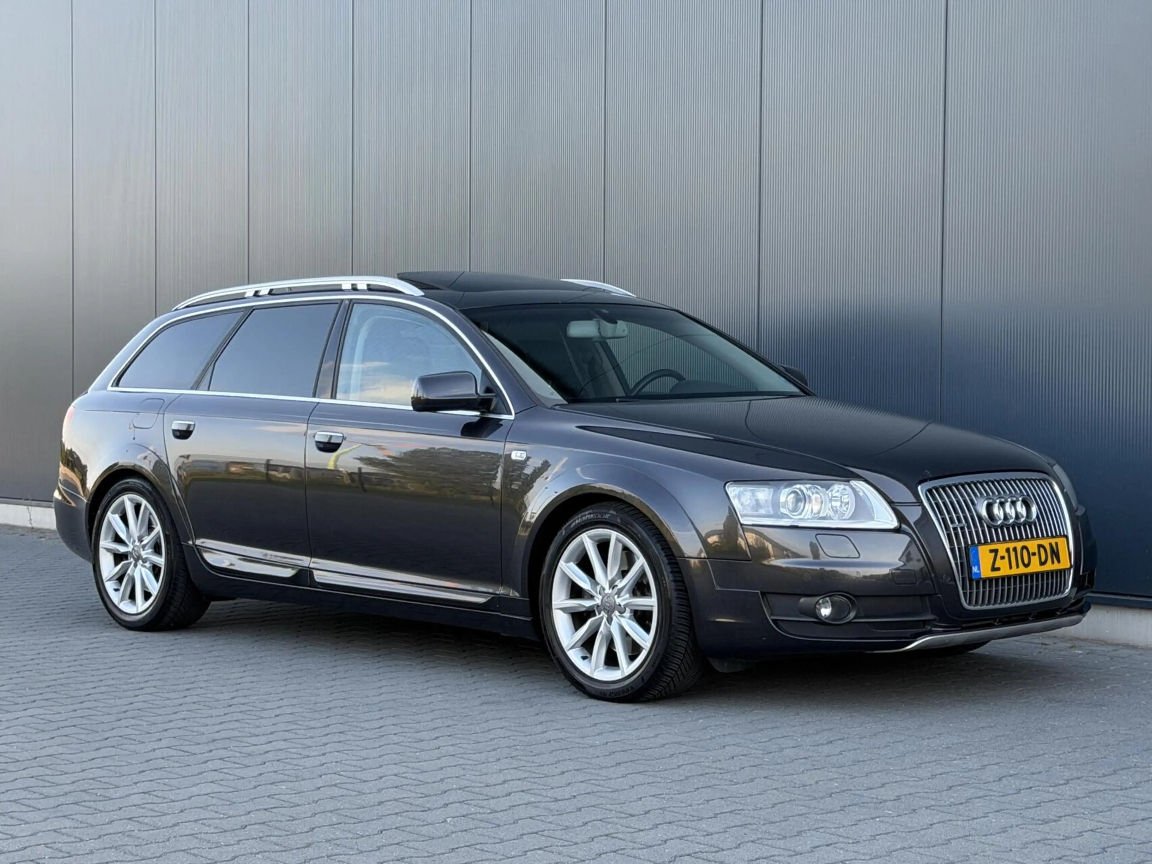 Audi A6 allroad quattro 4.2 FSI Pro Line — photo 10