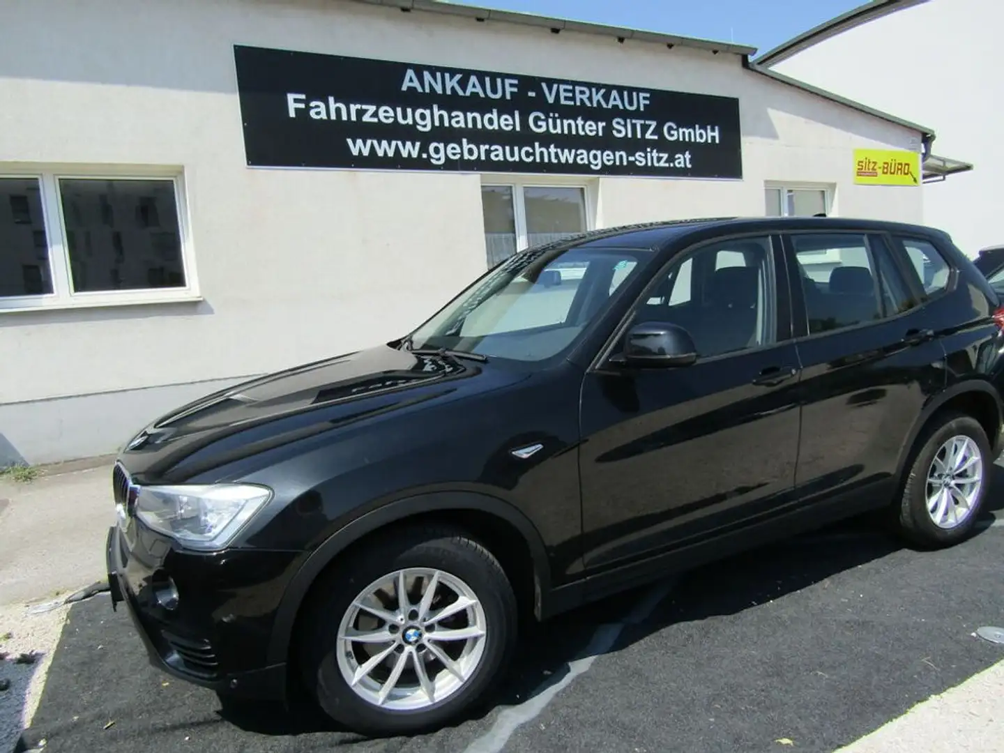 BMW X3 xDrive 20d Schwarz - 1