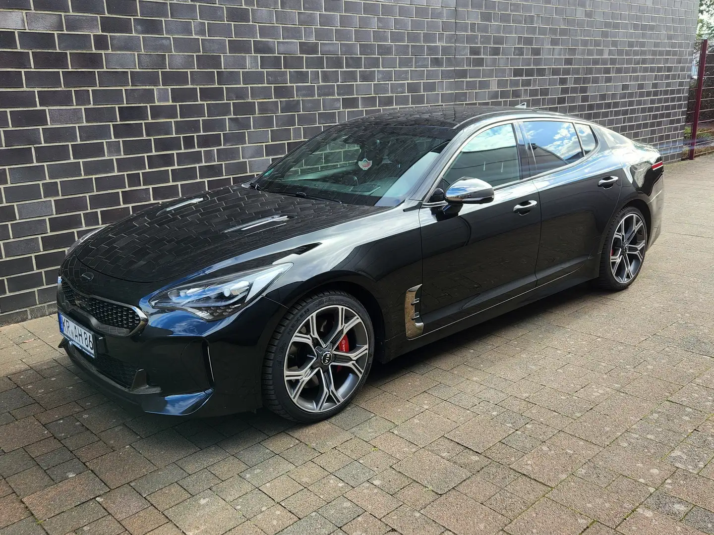 Kia Stinger 3.3 GT 450 PS Schwarz - 2