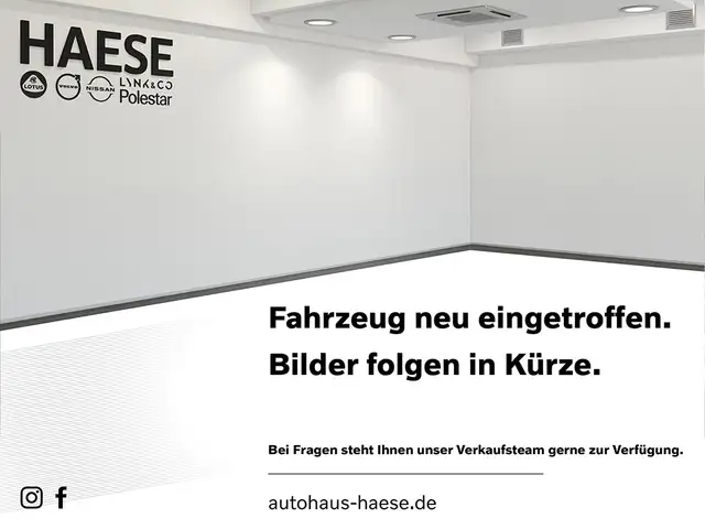 Volvo EX40 185 kW Single Motor Extended Range RWD Plus Dark S