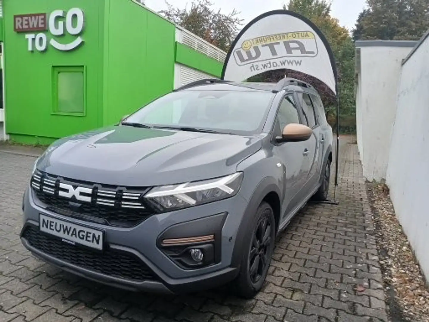 Dacia Jogger TCe110 Extreme 7. Sitze Navi, Kamera, Sitzheizung Grau - 1