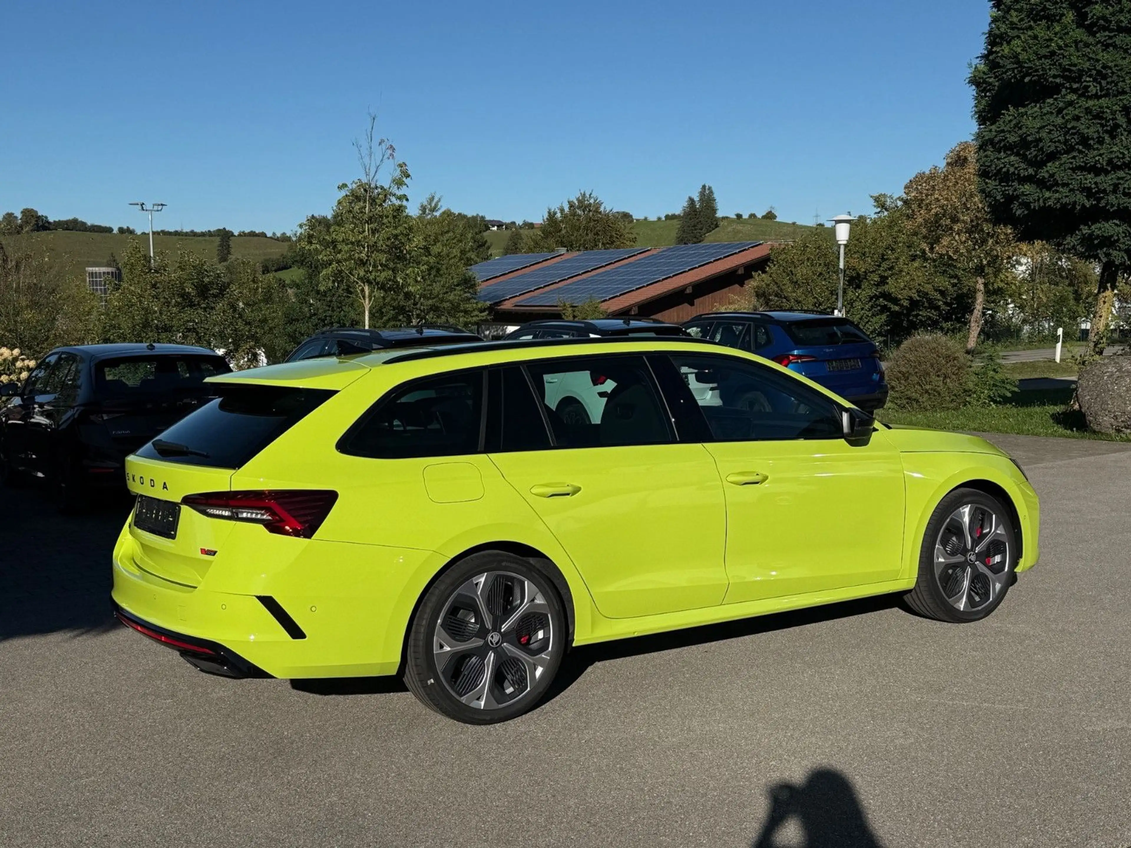 Skoda Octavia Combi 2.0 TSI RS *AHK*CANTON*HUD*360°* — photo 10
