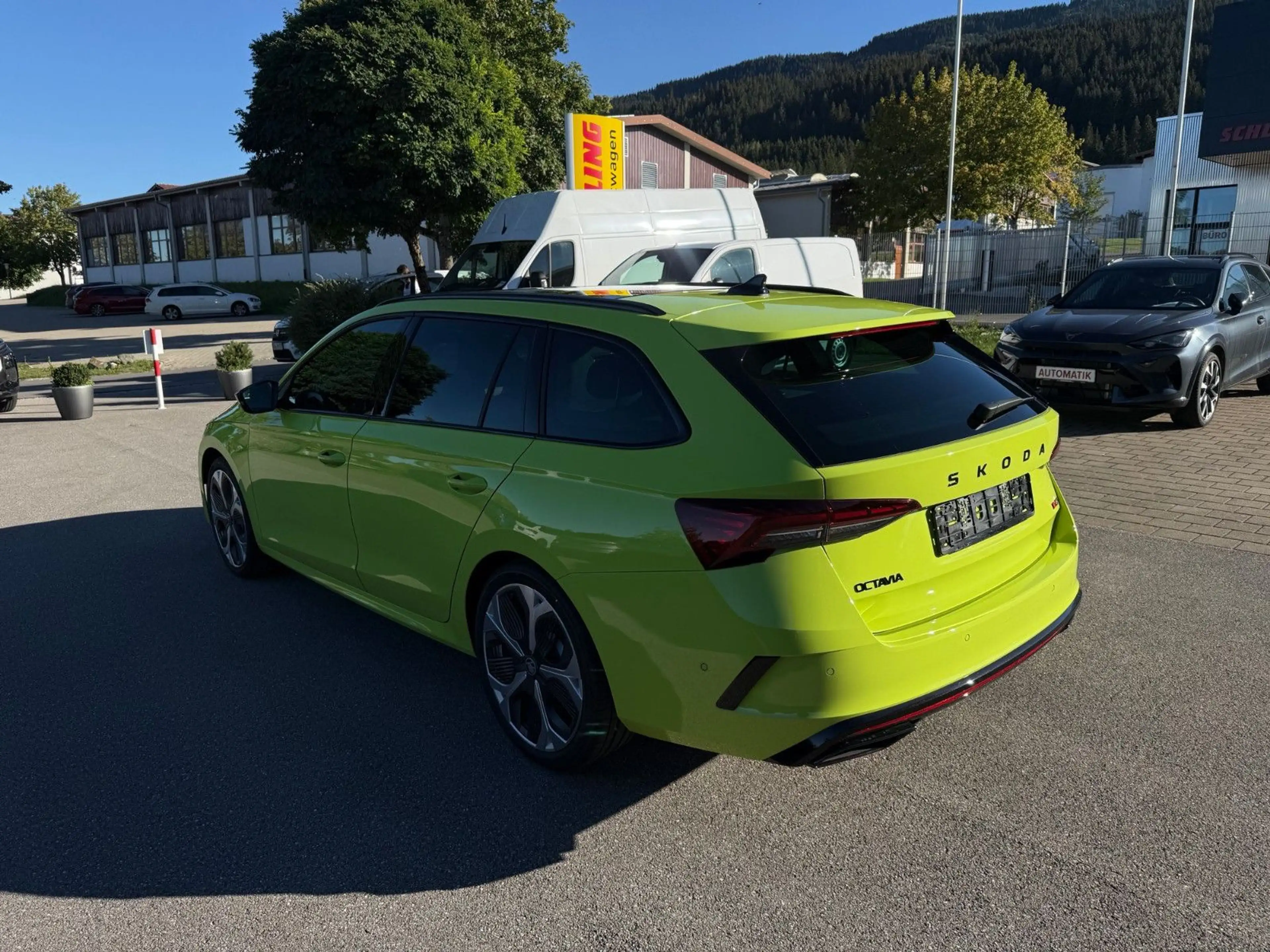 Skoda Octavia Combi 2.0 TSI RS *AHK*CANTON*HUD*360°* — photo 6