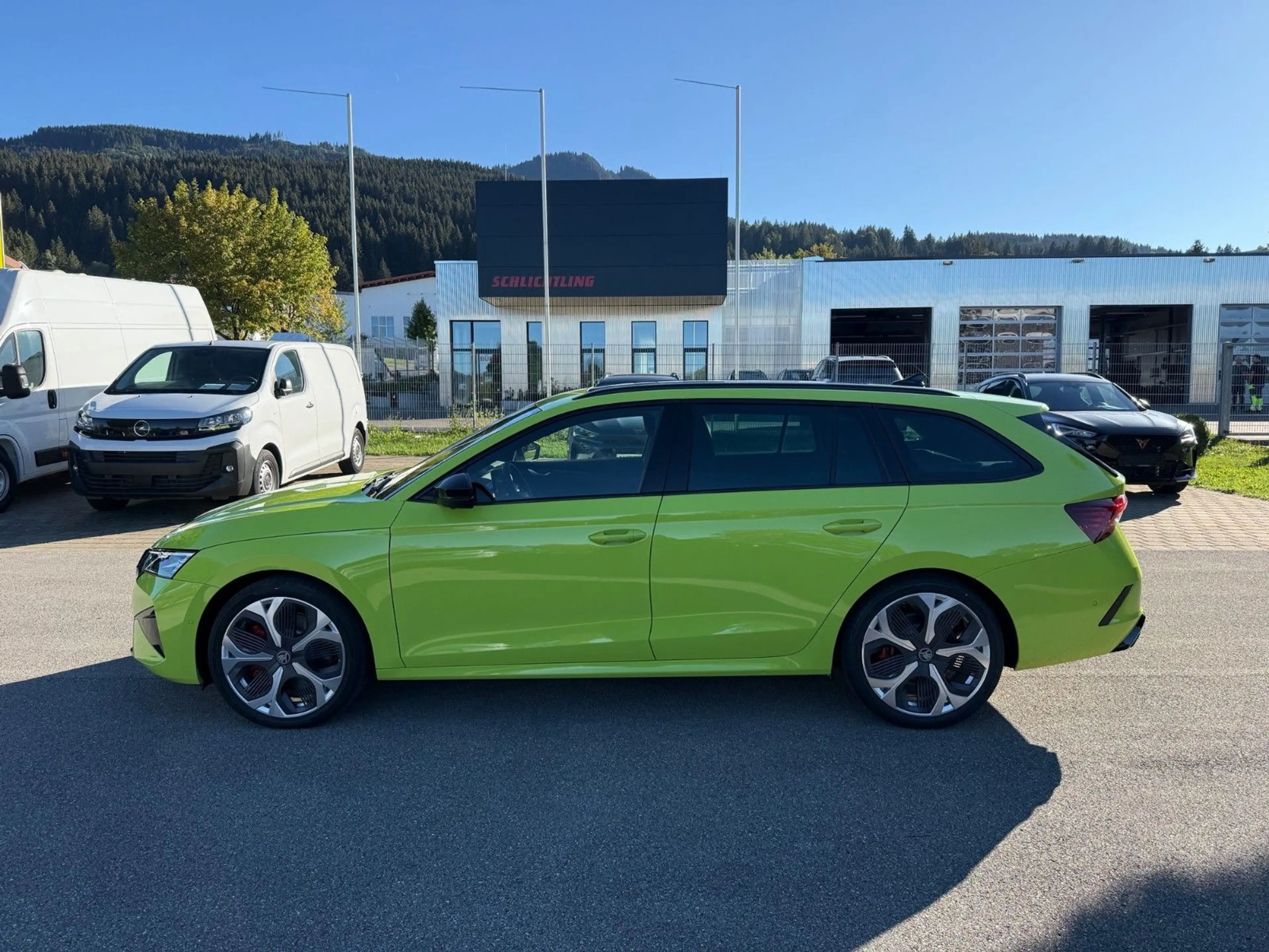 Skoda Octavia Combi 2.0 TSI RS *AHK*CANTON*HUD*360°* — photo 4