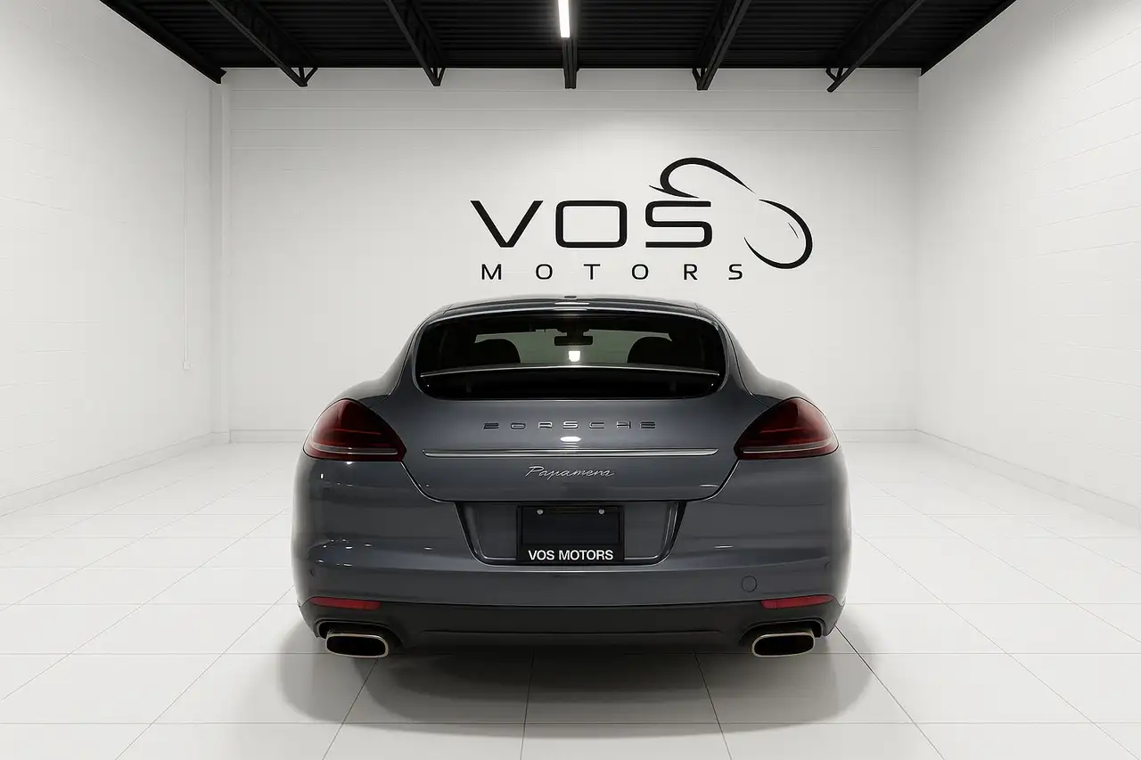 Porsche Panamera снимка Porsche Panamera