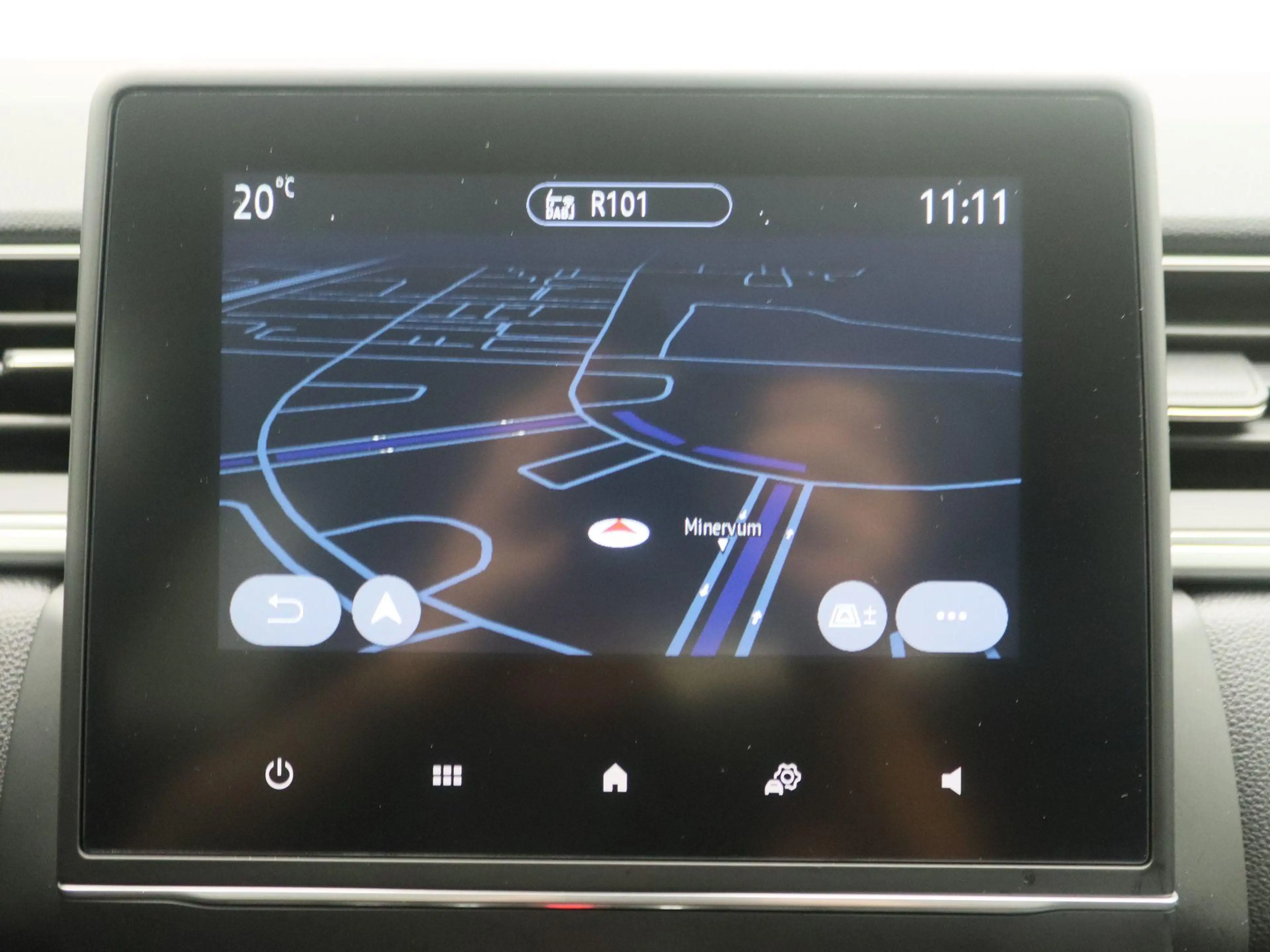 Renault Captur E-Tech full hybrid 145 Techno | Easy link navigati — photo 9