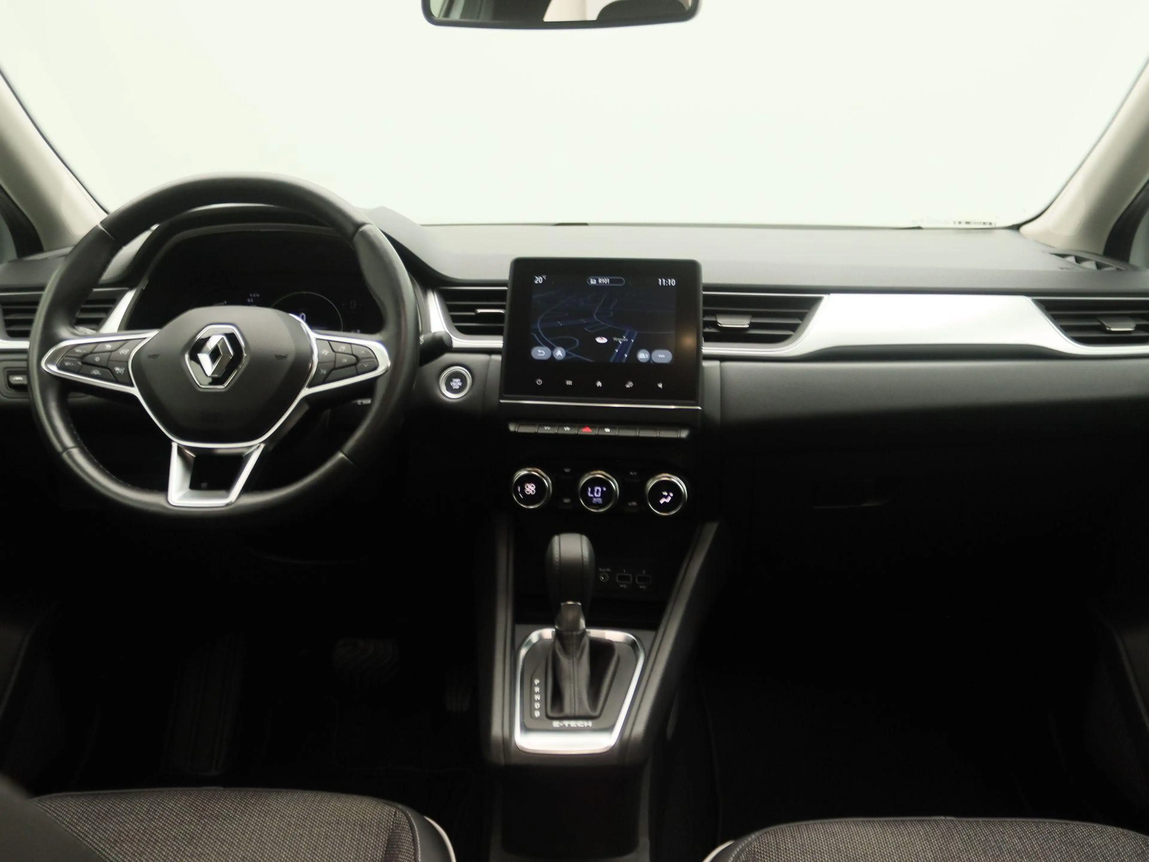 Renault Captur E-Tech full hybrid 145 Techno | Easy link navigati — photo 7