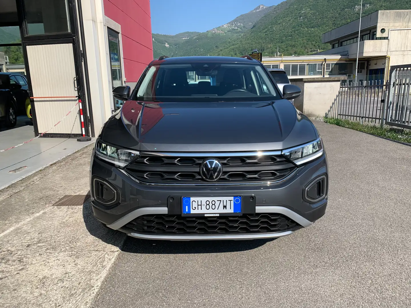 Volkswagen T-Roc 1.0 TSI Life Grigio - 2
