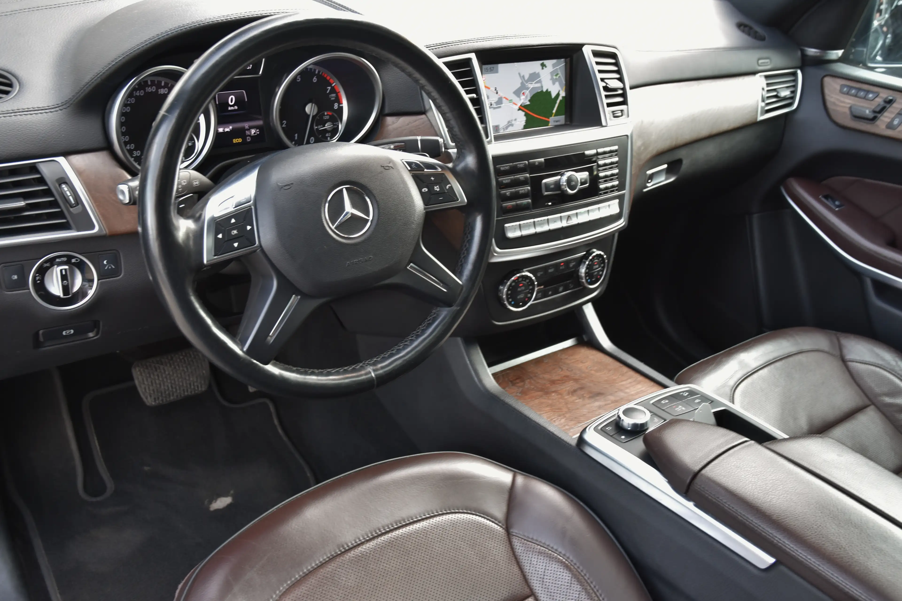 Mercedes-Benz GL 500 4-MATIC — photo 4