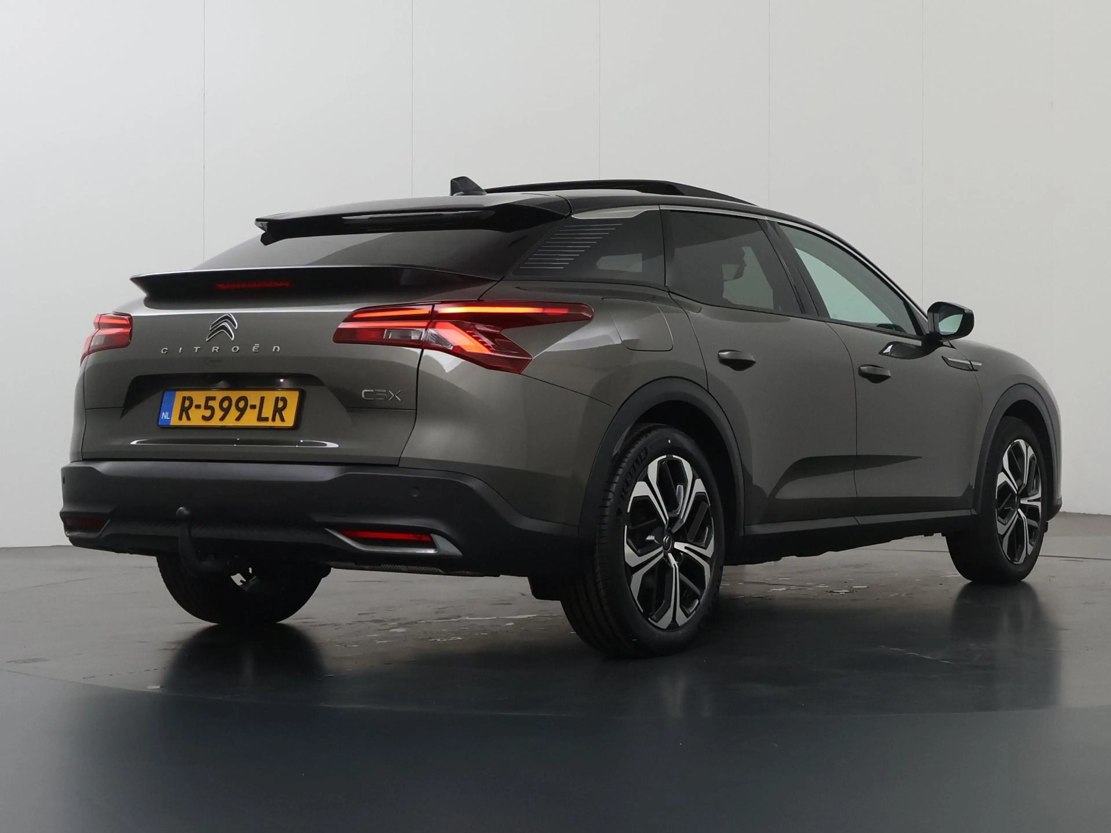 Citroen C5 X 1.6 Plug-in Hybrid 225 Shine | Trekhaak | Panorama — photo 2