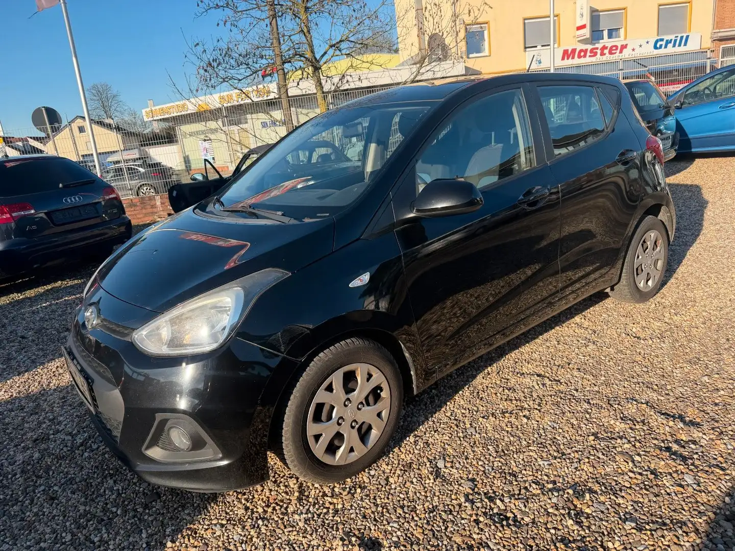 Hyundai i10 1.0 LPG Trend Schwarz - 2