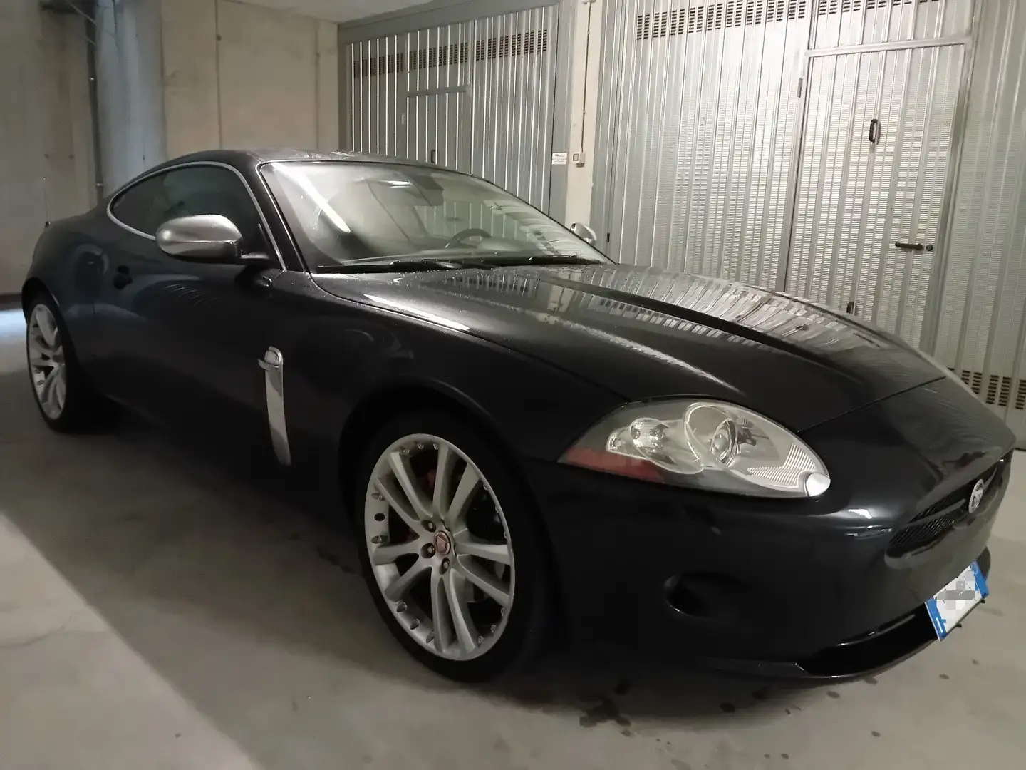 Jaguar XK Coupe 4.2 V8 auto - 2