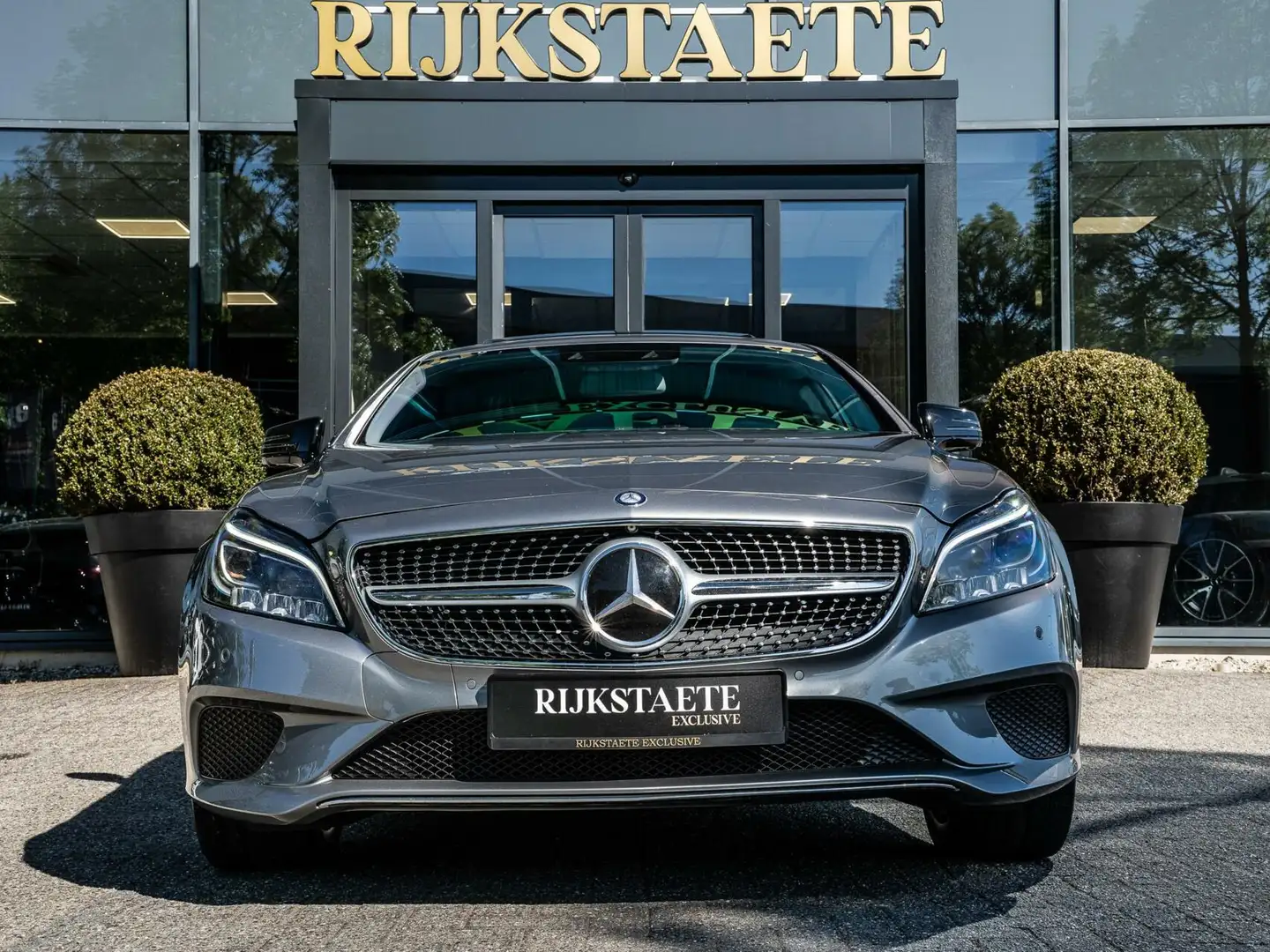 Mercedes-Benz CLS 400 Shooting Brake 4MATIC|PANO|MASSAGE Gris - 2