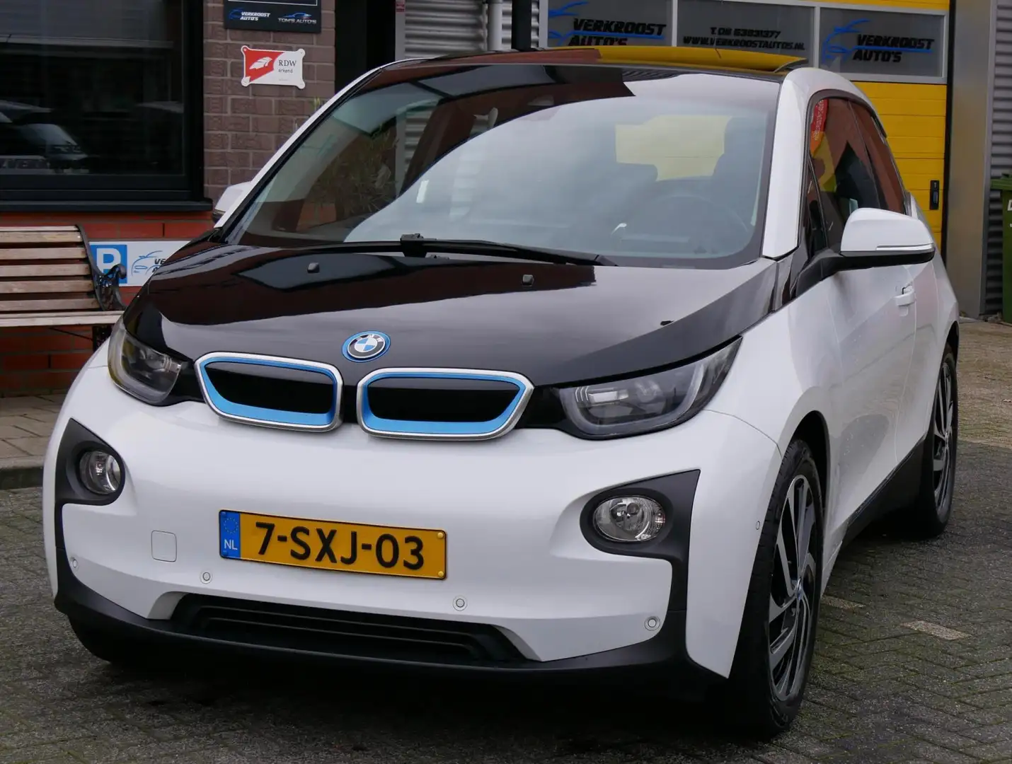 BMW i3 Comfort 22 kWh. pano. leder. led. camera. stoelver Alb - 2