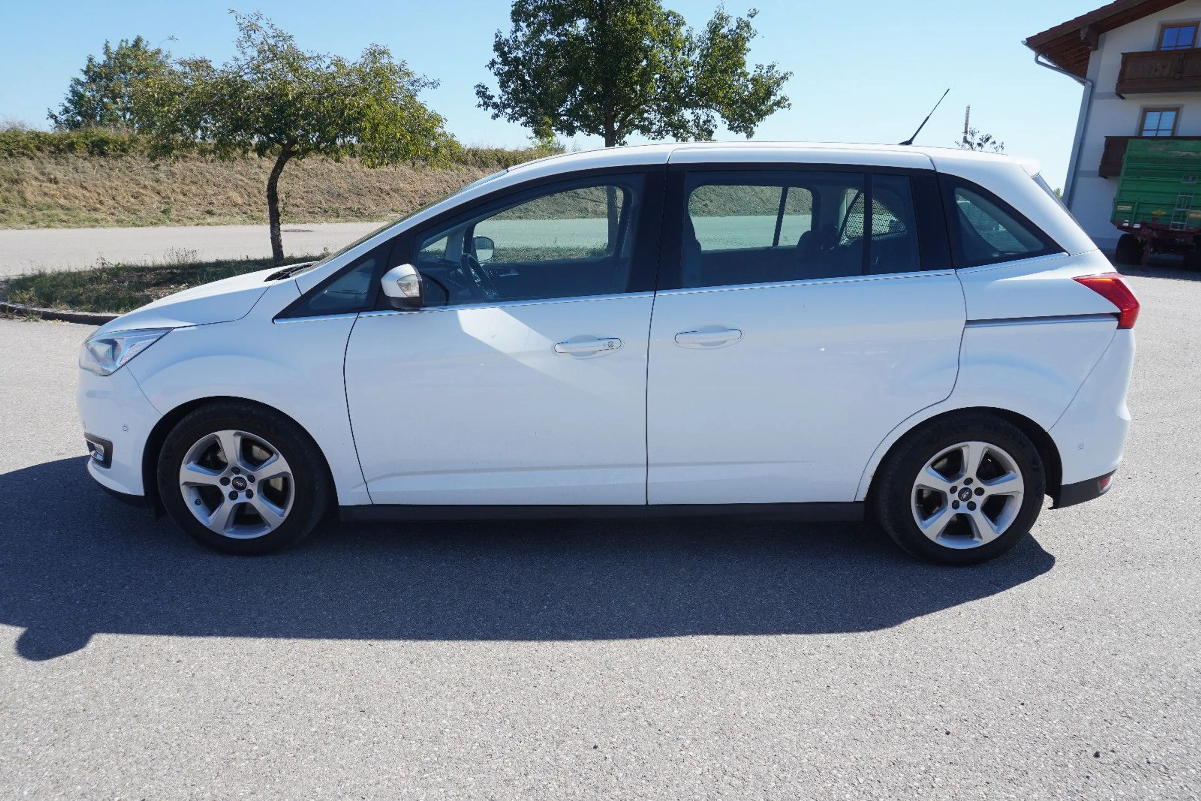 Ford Grand C-Max Grand C-MAX Titanium Parkassist 2.Hd — photo 7