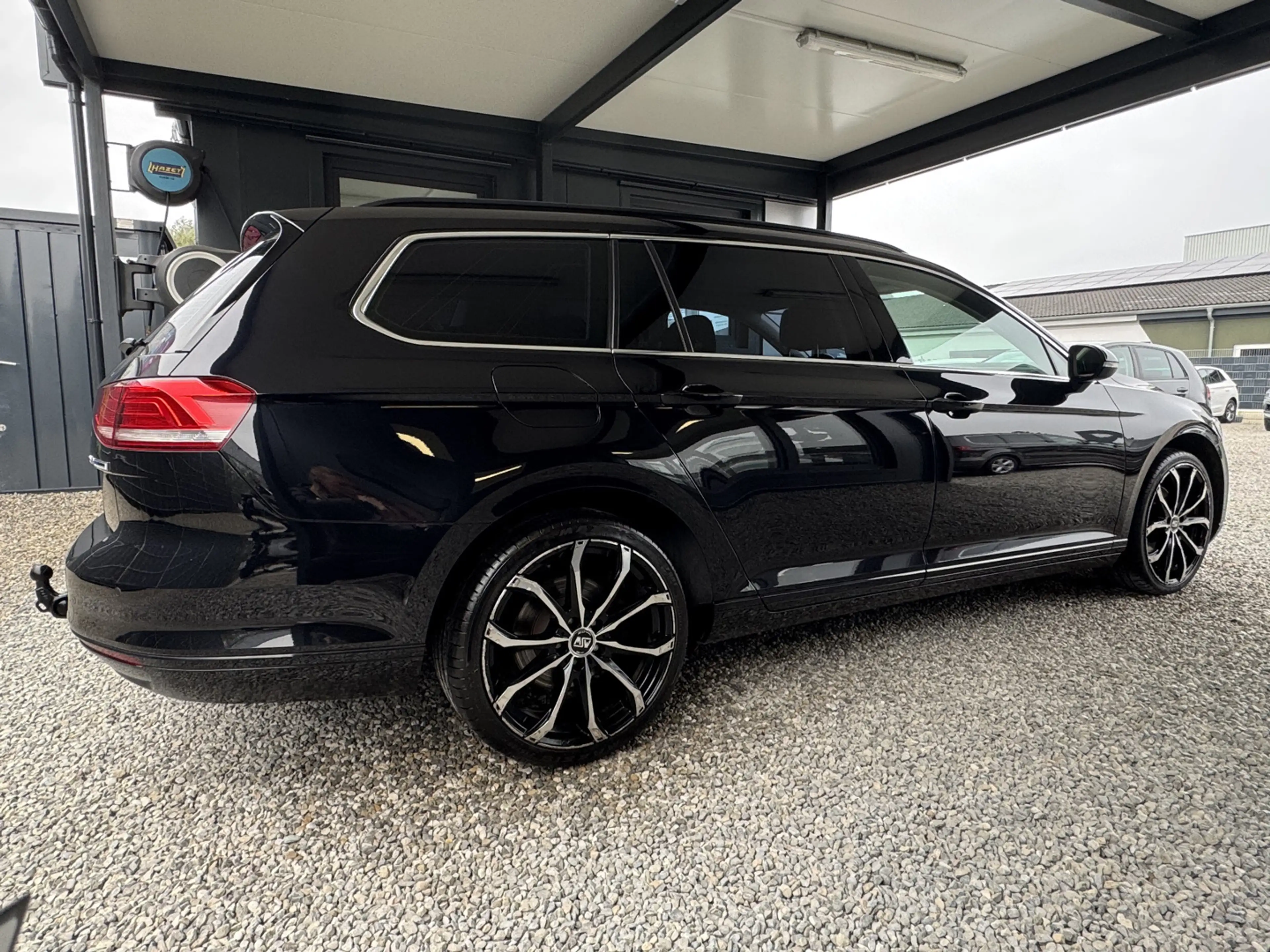 Volkswagen Passat Passat 2.0 TDI DSG,ACC,TEMP,NAVI,AHK — photo 3