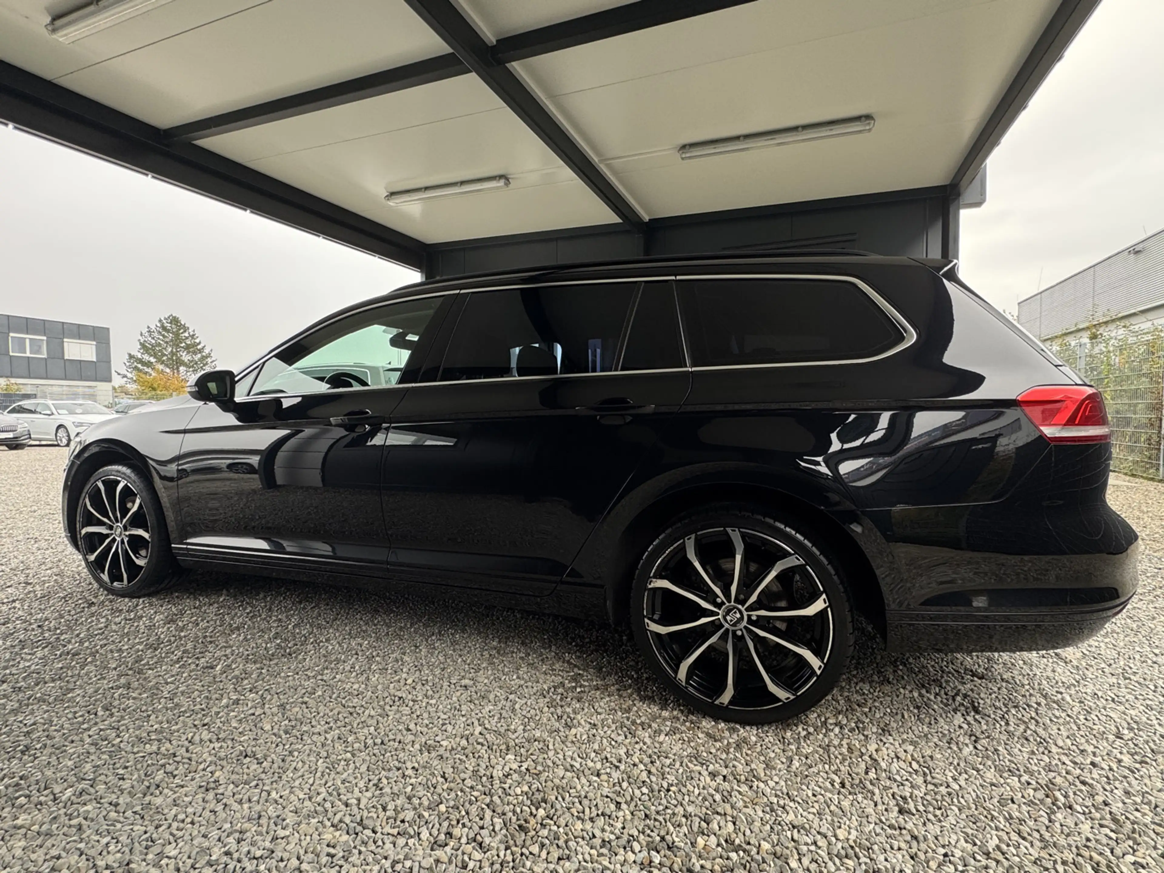 Volkswagen Passat Passat 2.0 TDI DSG,ACC,TEMP,NAVI,AHK — photo 5