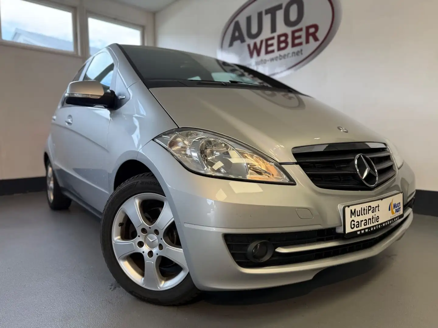 Mercedes-Benz A 160 *KLIMA*BT TEL*ECO MODE*SITZH*OPA´S LIEBLING Argent - 1
