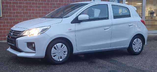 Imagine Mitsubishi Space Star Spirit 1.2 MIVEC 5-Gang