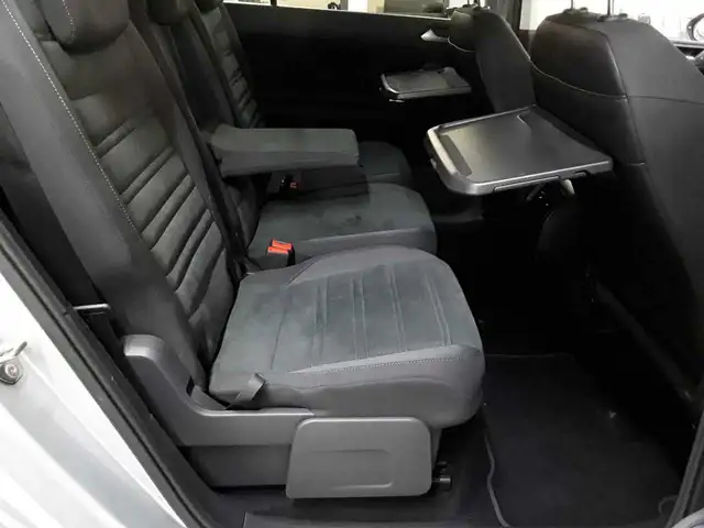 Volkswagen Touran view 14