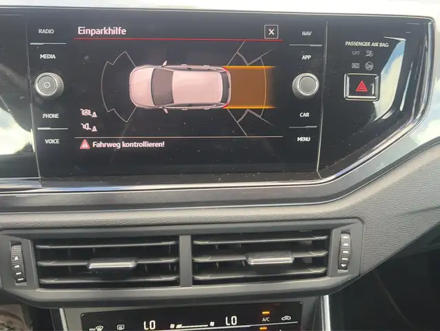 Volkswagen Polo view 12