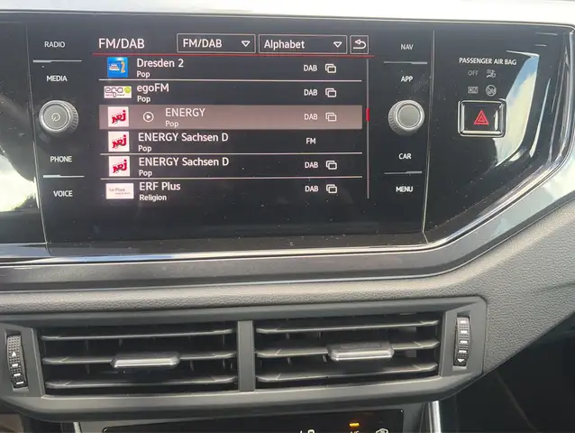 Volkswagen Polo view 11