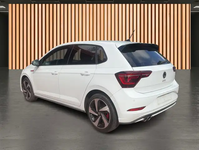 Volkswagen Polo view 6
