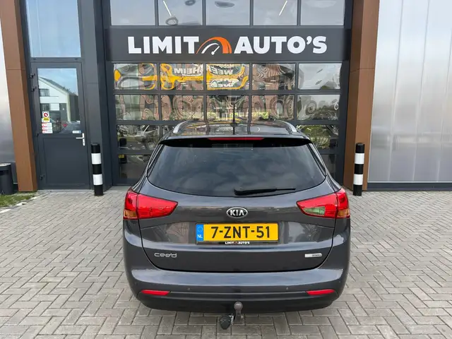 Kia Ceed view 9