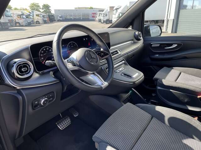 Mercedes-Benz V 250