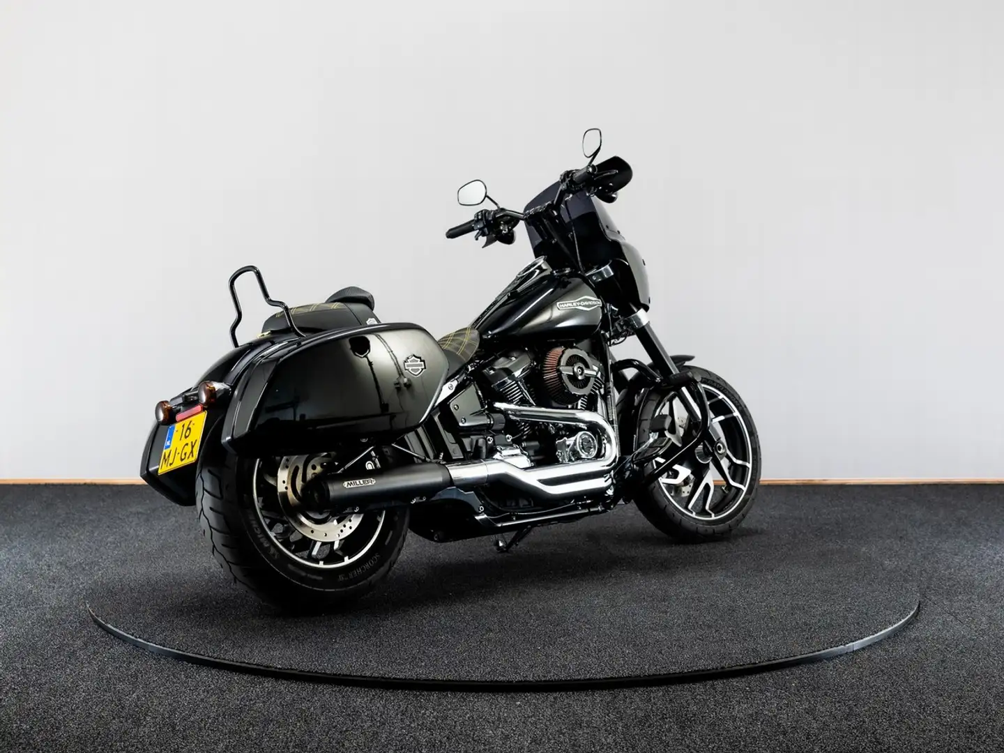 Harley-Davidson Sport Glide FLSB Zwart - 1