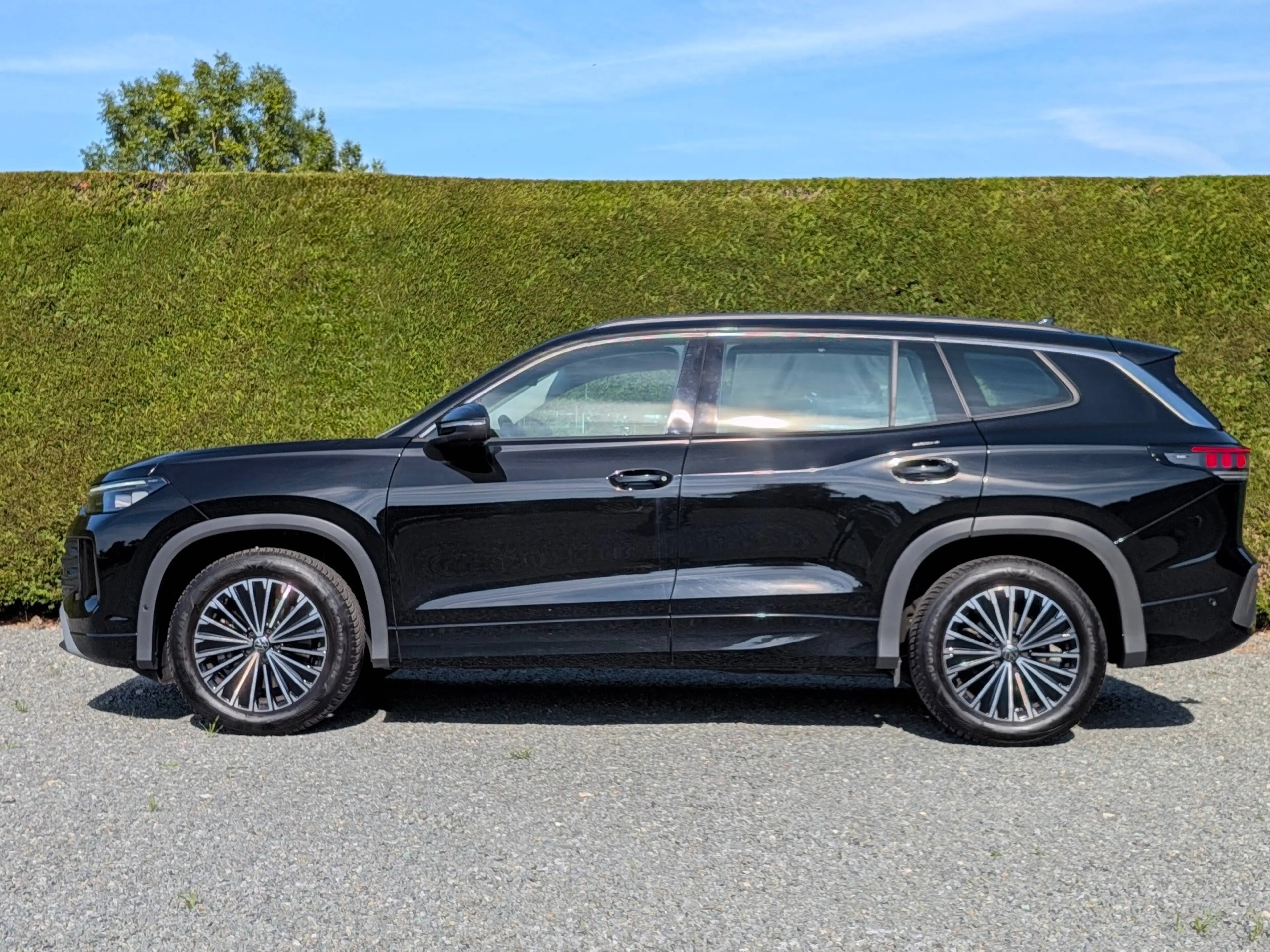 Volkswagen Tayron 7 zit - trekhaak - 360camera - verwarmd stuur - ambiance — photo 2